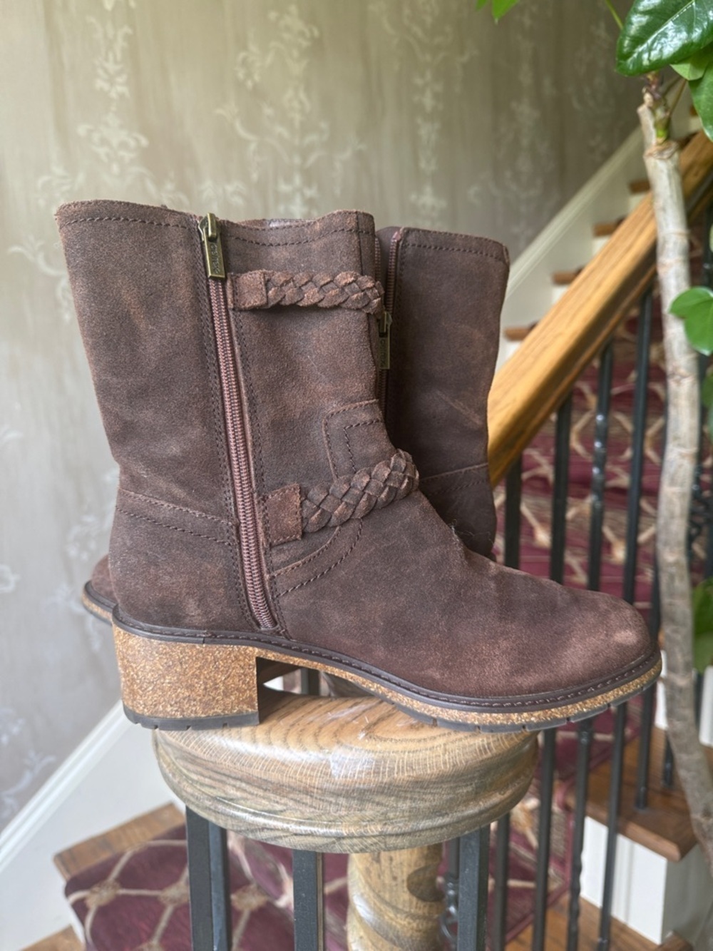 AETREX ladies brown leather boot NWOT size 8 1/2 excellent condition - Picture 7 of 14